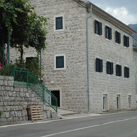 Apartments Vila San Kamenari Buitenkant foto